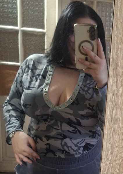 Anya, poze noi si reale,